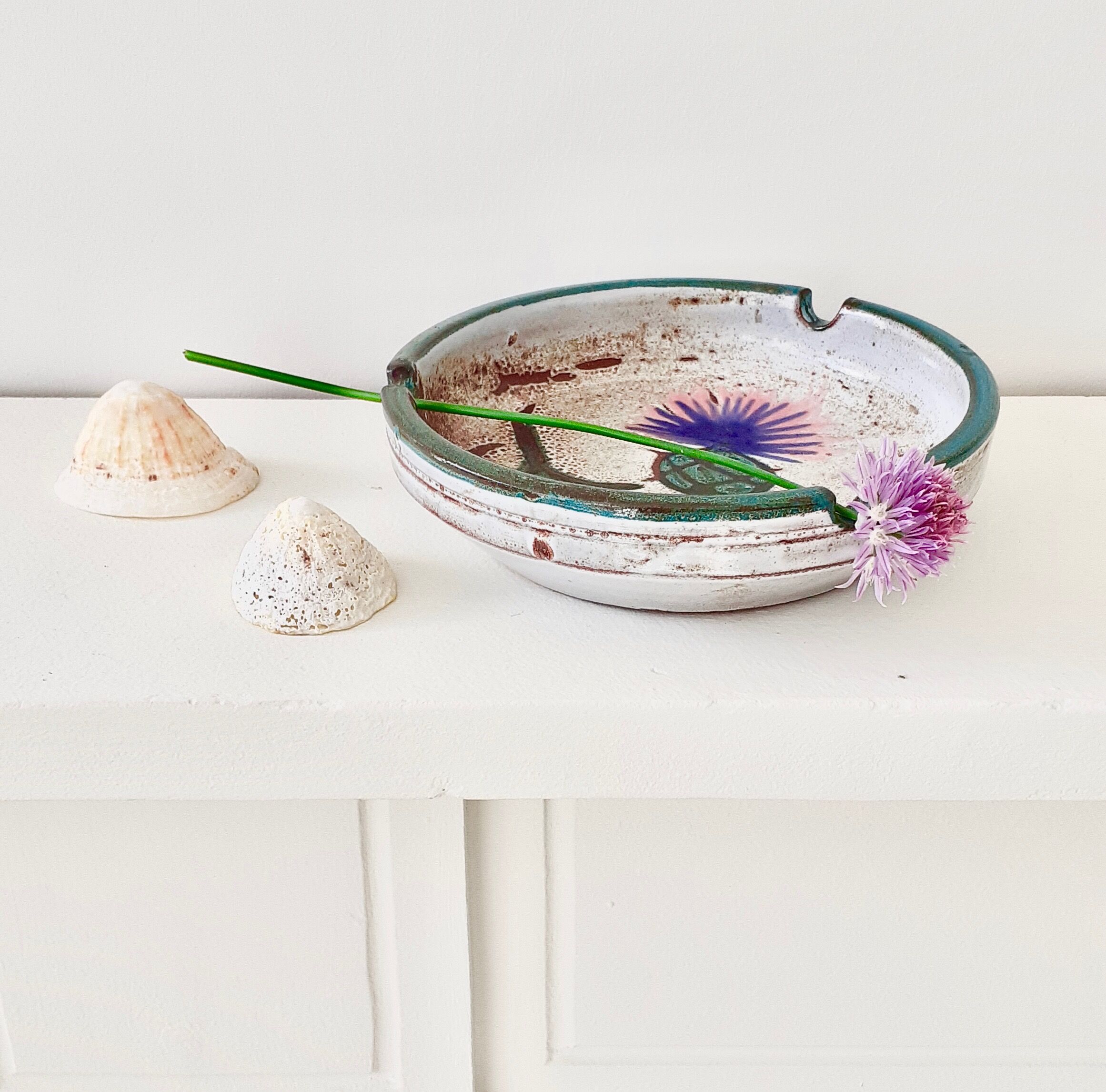 Ashtray  Vallauris thistle decoration