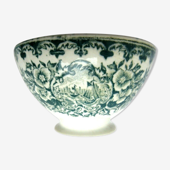 Old flowery gray-blue bowl with 2 paintings of sailboats and Rose of the winds at the bottom
