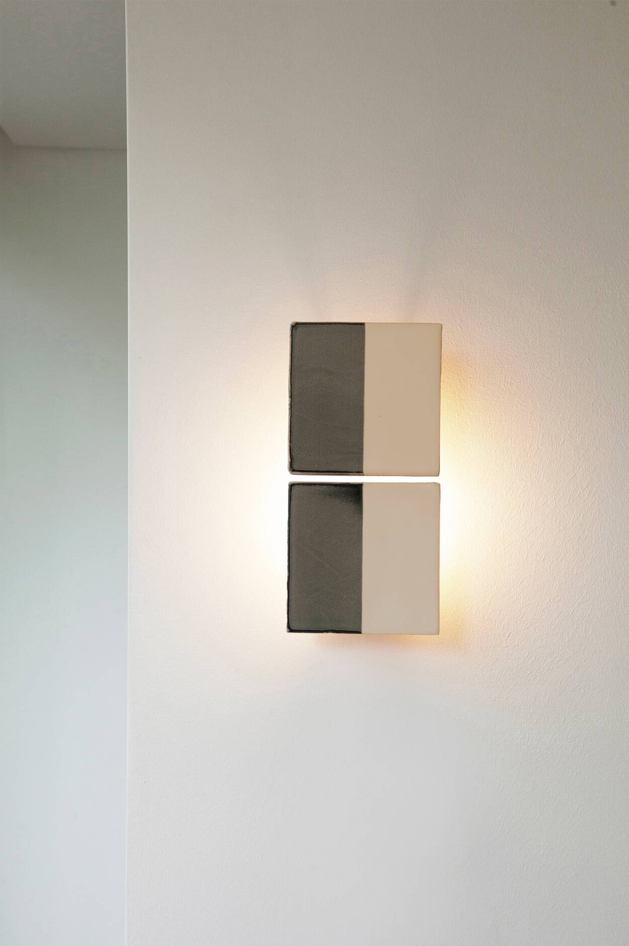 Tiles Line G wall light