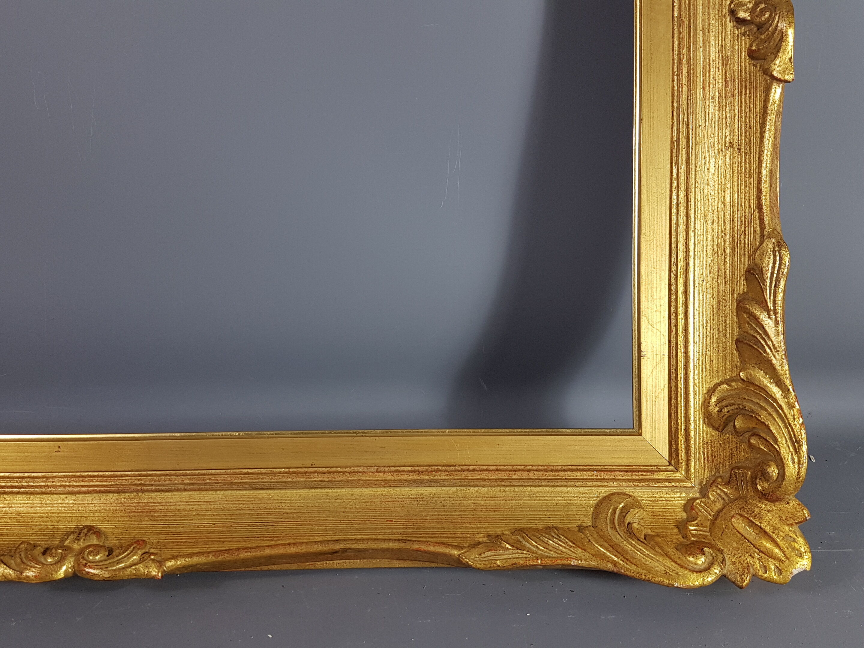 Former Original gold leaf gilding key frame, Style Louis XV 76x61 leafing 61x46.4 cm SB116