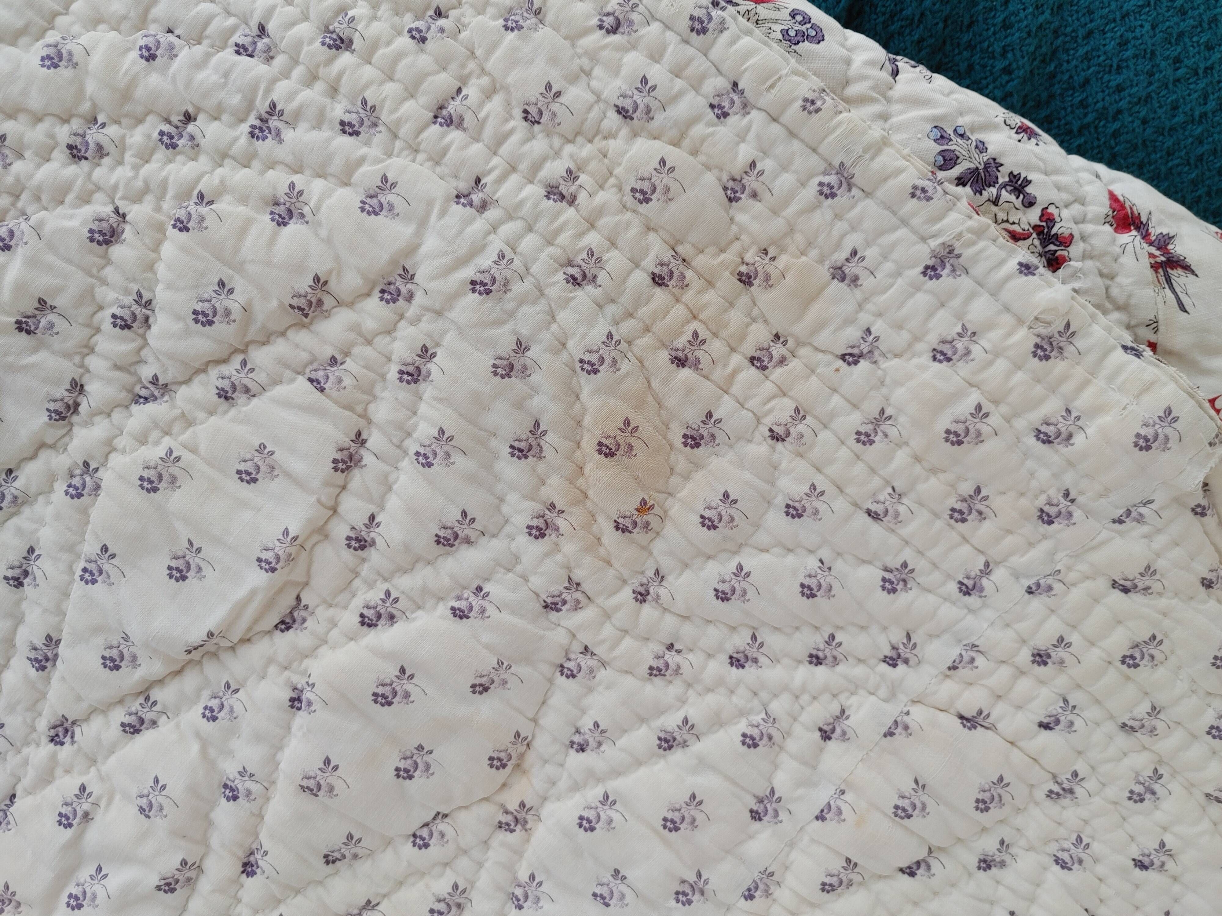 Boutis old antique quilted blanket with floral decoration - circa 1900/1920