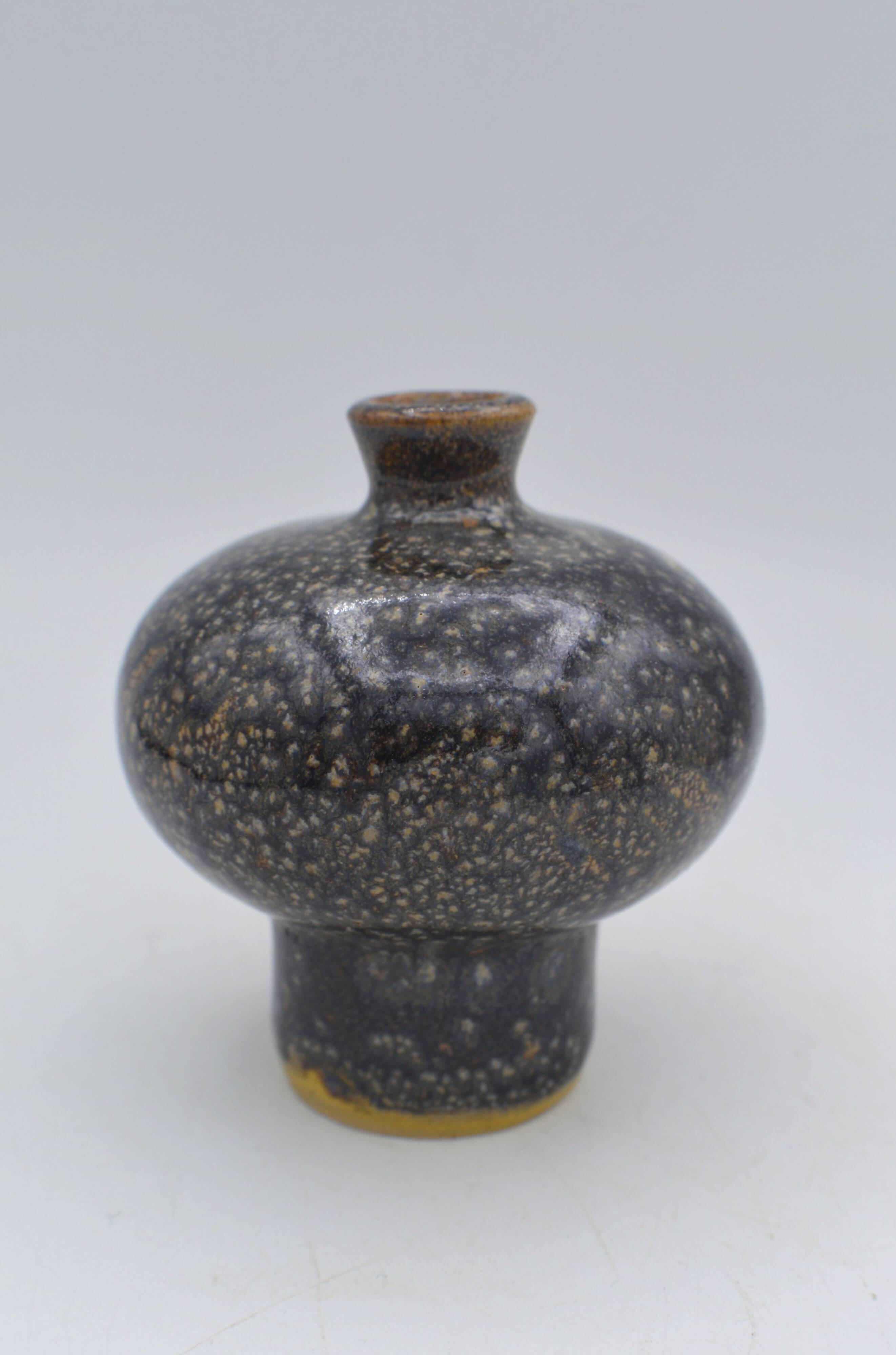 Stoneware vase by Robert Heraud - Maume
