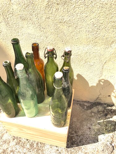 Lot 10 bouteilles anciennes en verre soufflé déco bistro bar vin limonade biere