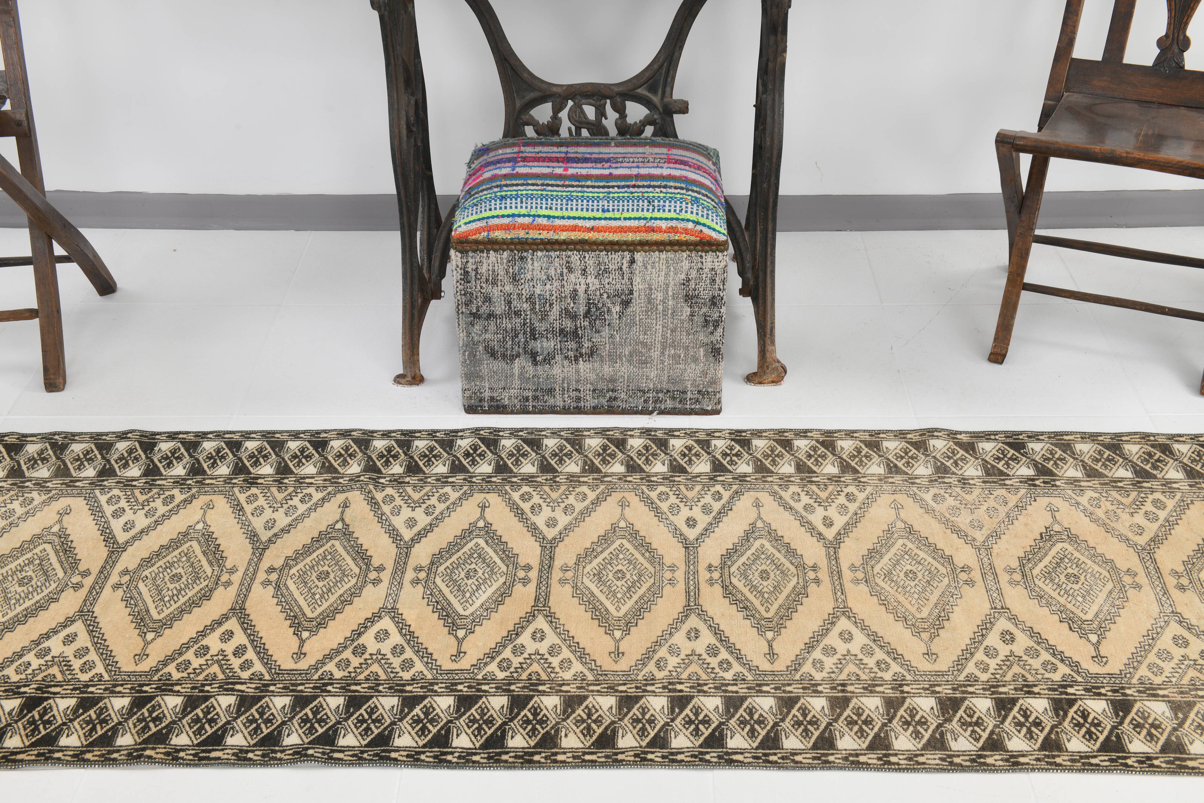 3x10 Cream Black Vintage Persian Runner Rug, 76x303Cm SK 20938