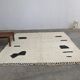 Beni Ourain carpet from the Atlas, made with traditional artisanal craftsmanship.