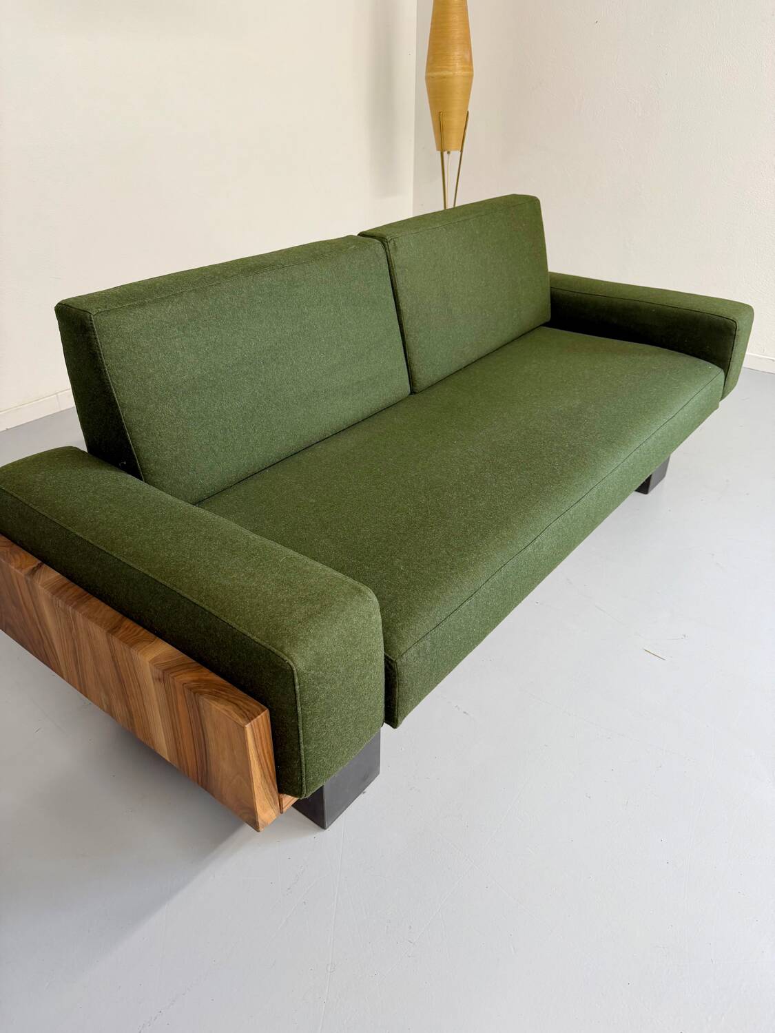 Vintage 3-seater sofa, green, solid wood, 70s/80s design