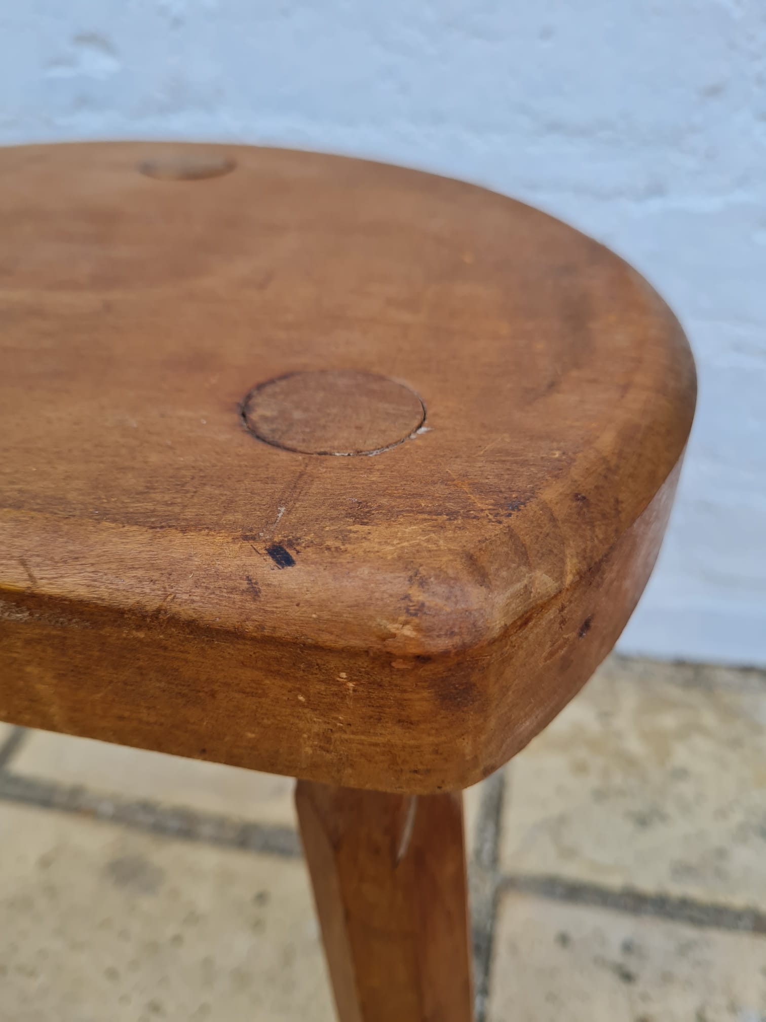 Tripod stool