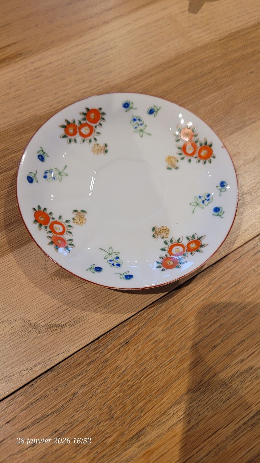 3 cups and saucers in fine porcelain