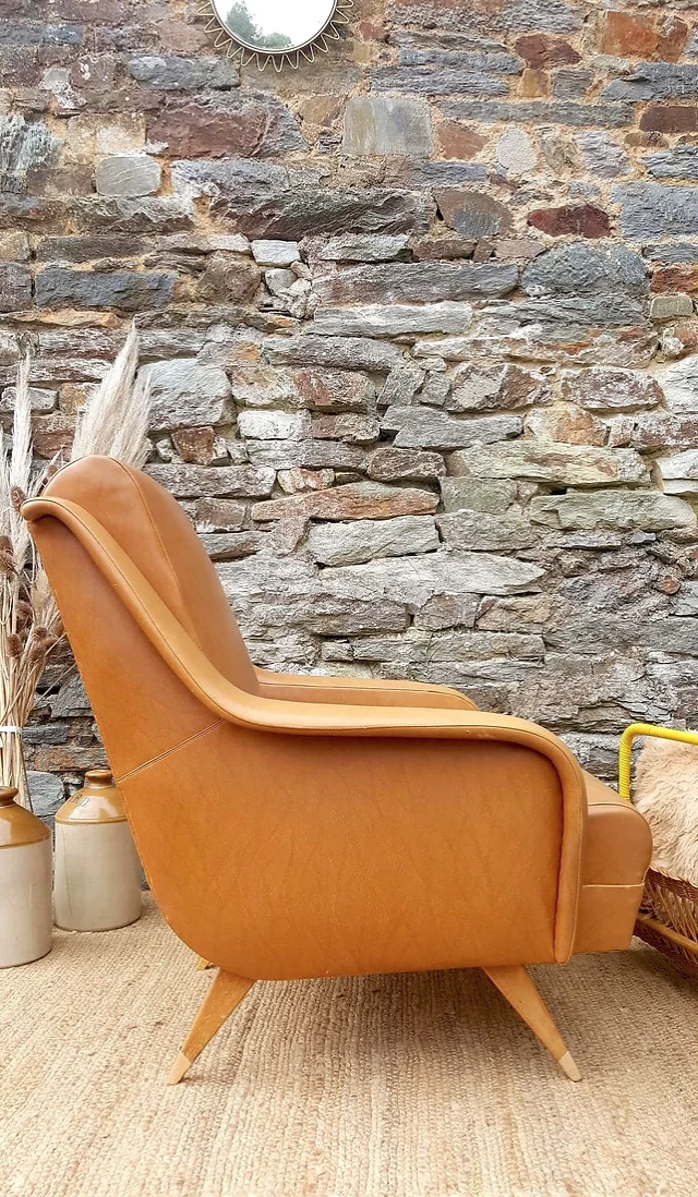 Vintage armchair in skai