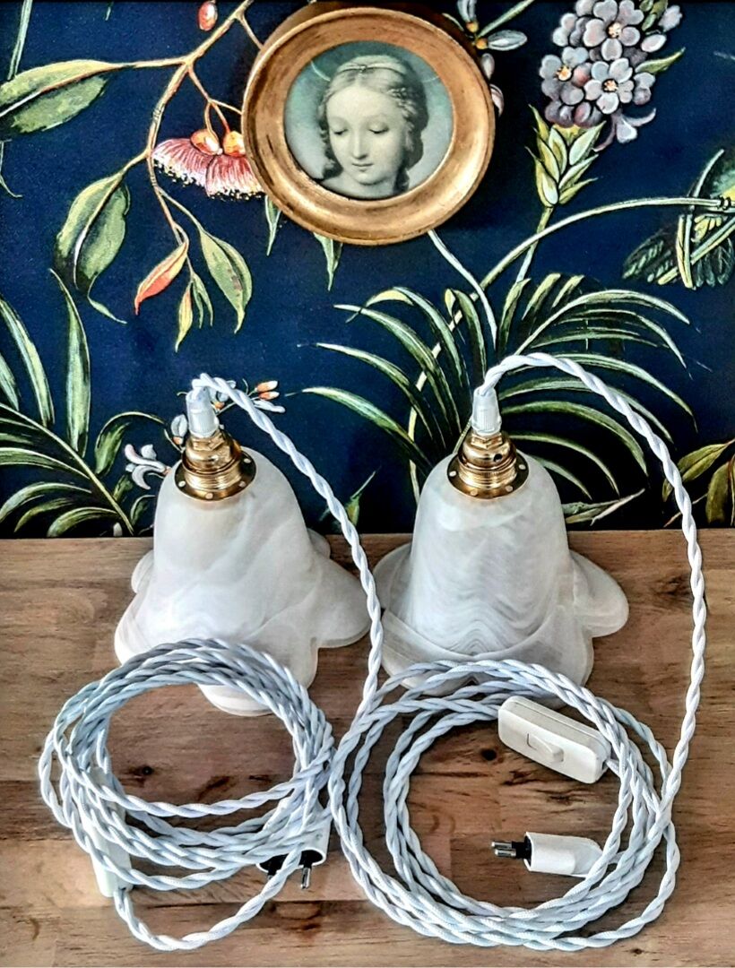 Vintage tulip walker