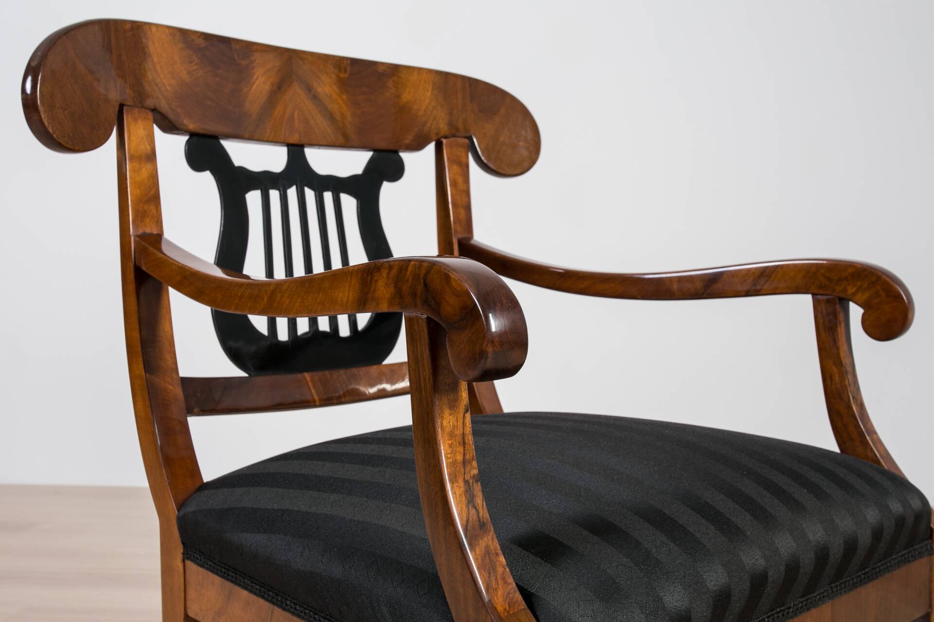 Pair of Biedermeier Armchairs, Germany, 19th Century, Walnut, French Polish