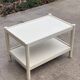 Table basse vintage blanche en bois double plateau