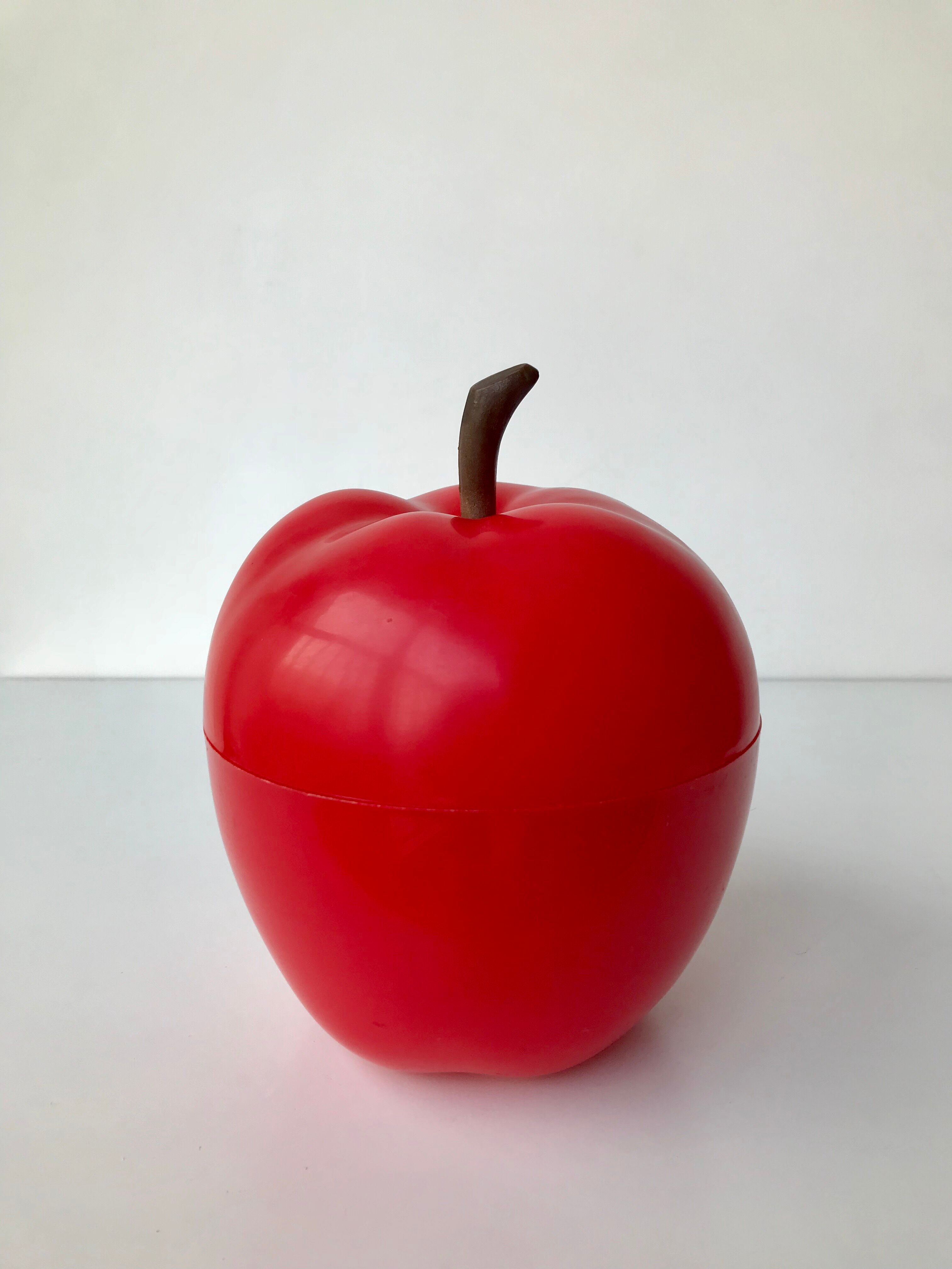 Apple ice bucket 70's