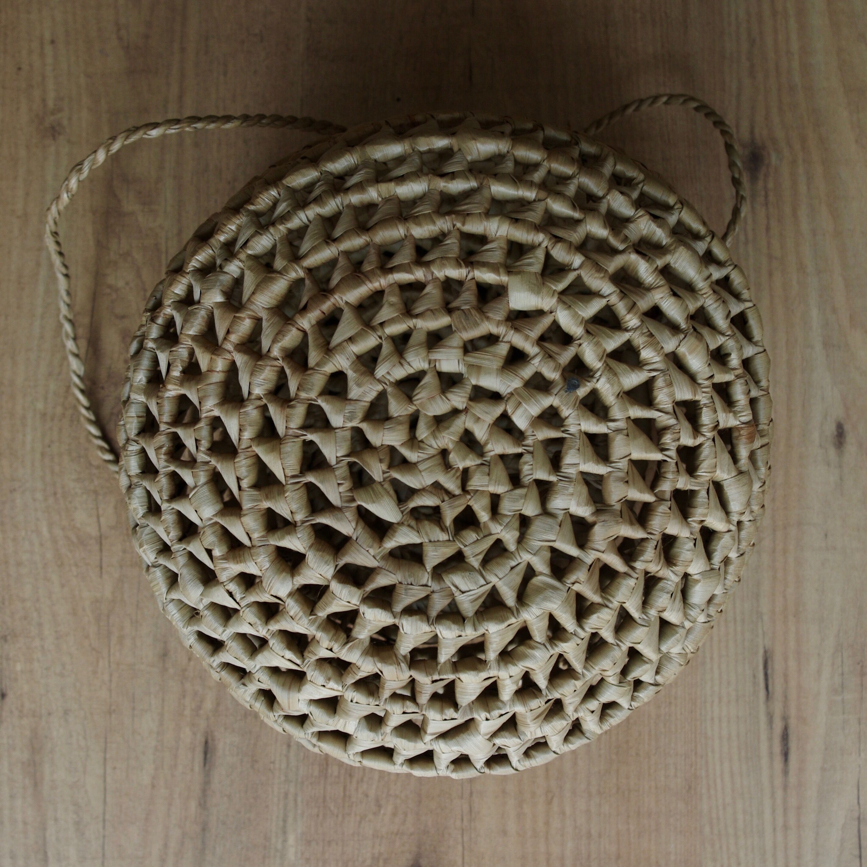 Basket ball braided wicker