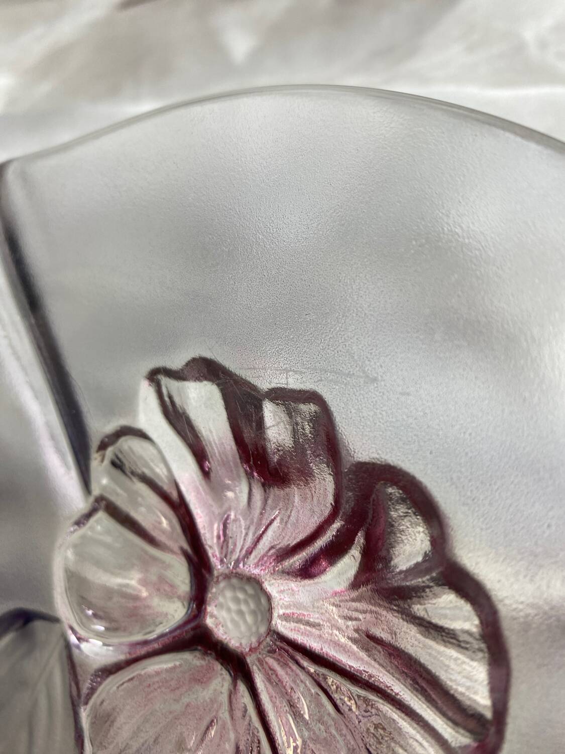 Molded glass fruit bowl