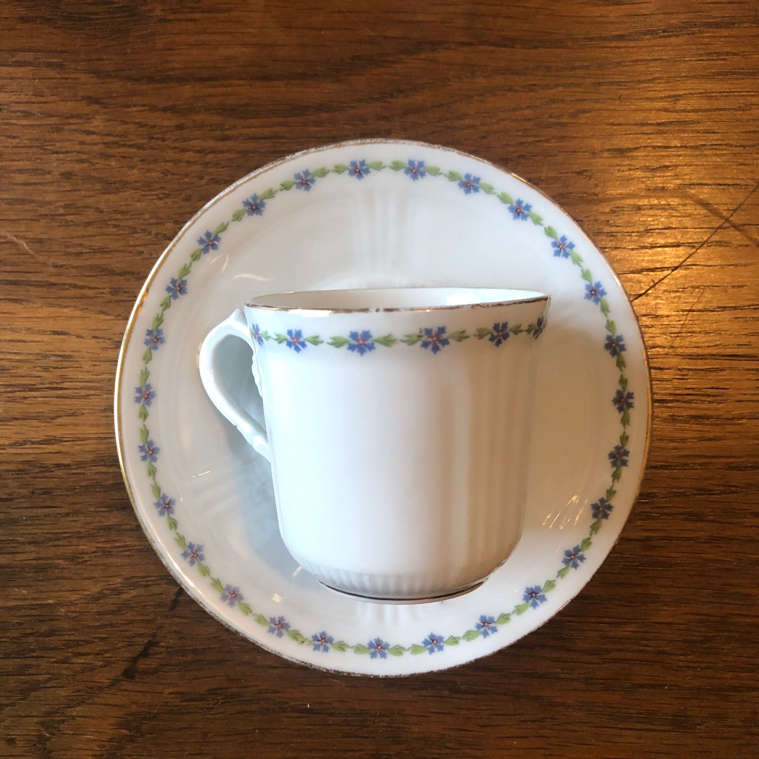 Set of 9 cups and old saucers from Limoges