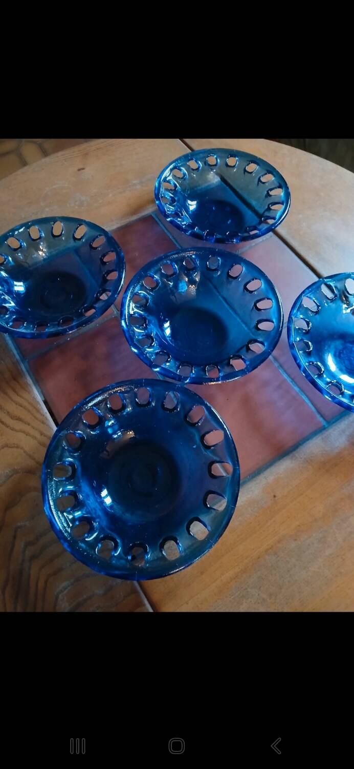 Vintage plates