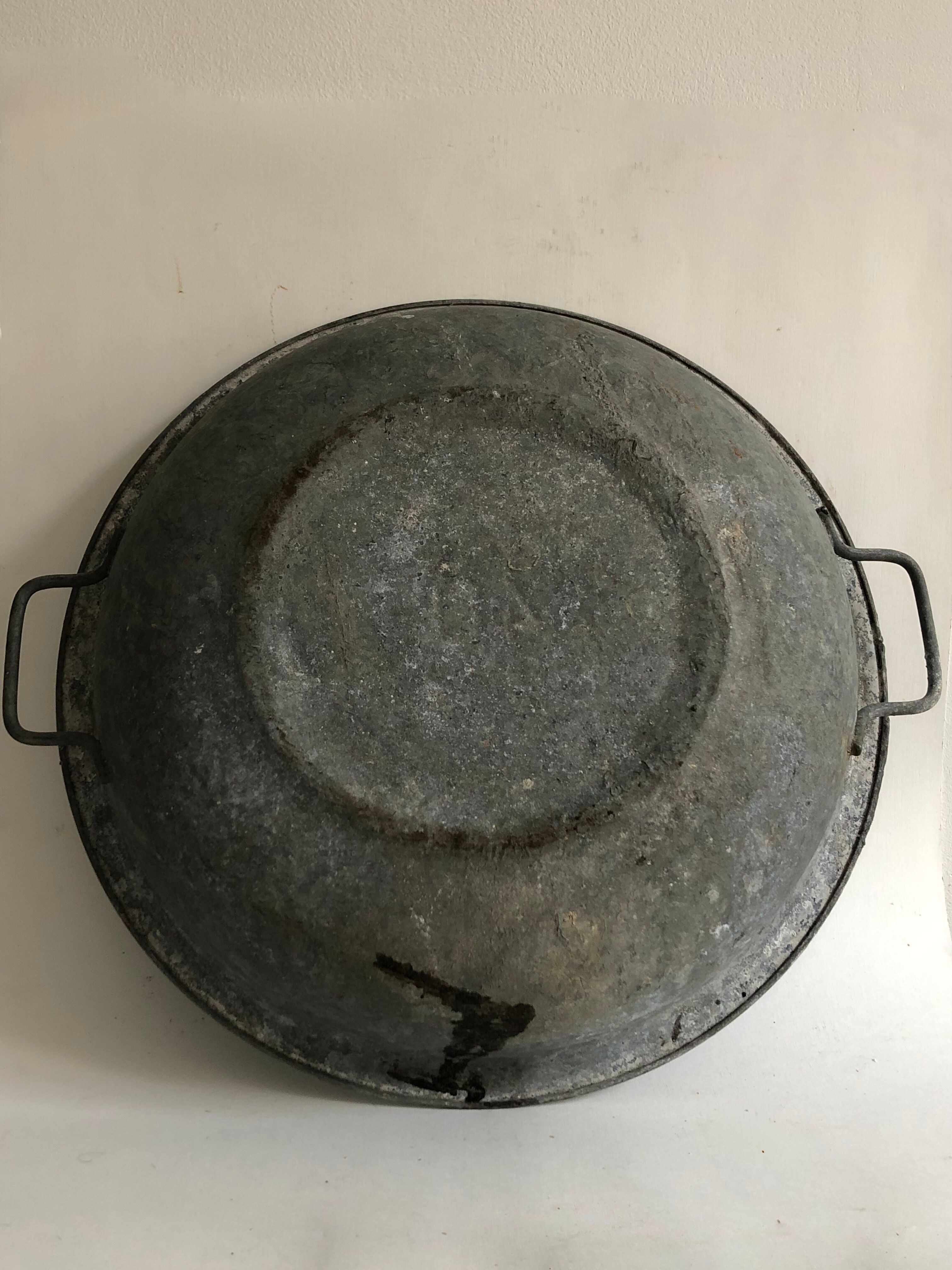Zinc basin - number 40