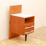 Table de nuit du milieu du siècle entièrement rénovée par Mojmír Požár, années 1960, Tchécoslovaquie