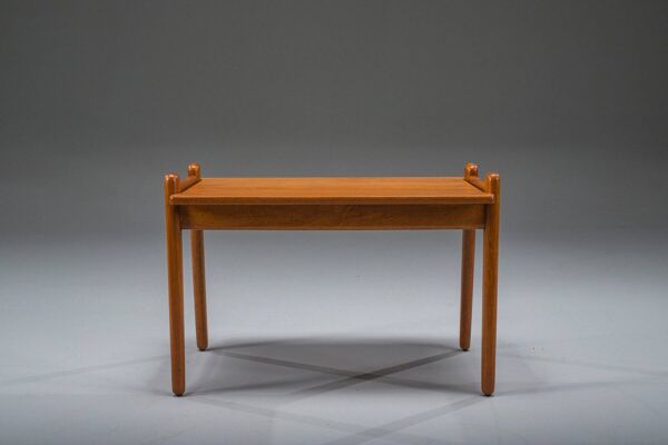 Table d'appoint en teck du milieu du siècle par Fredrik A. Kayser pour Vatne, Norvège, années 1960.