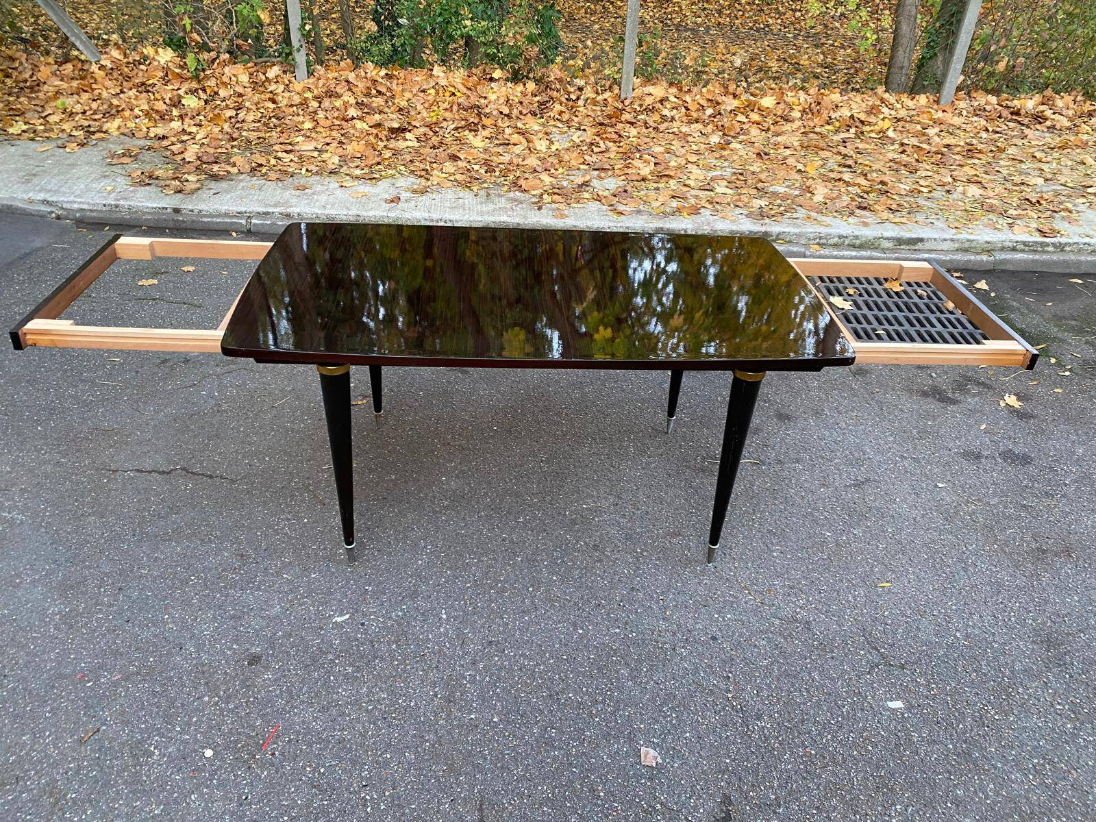 Table à manger scandinave bois massif et palissandre effet acajou
