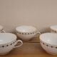 5 tasses en porcelaine fine