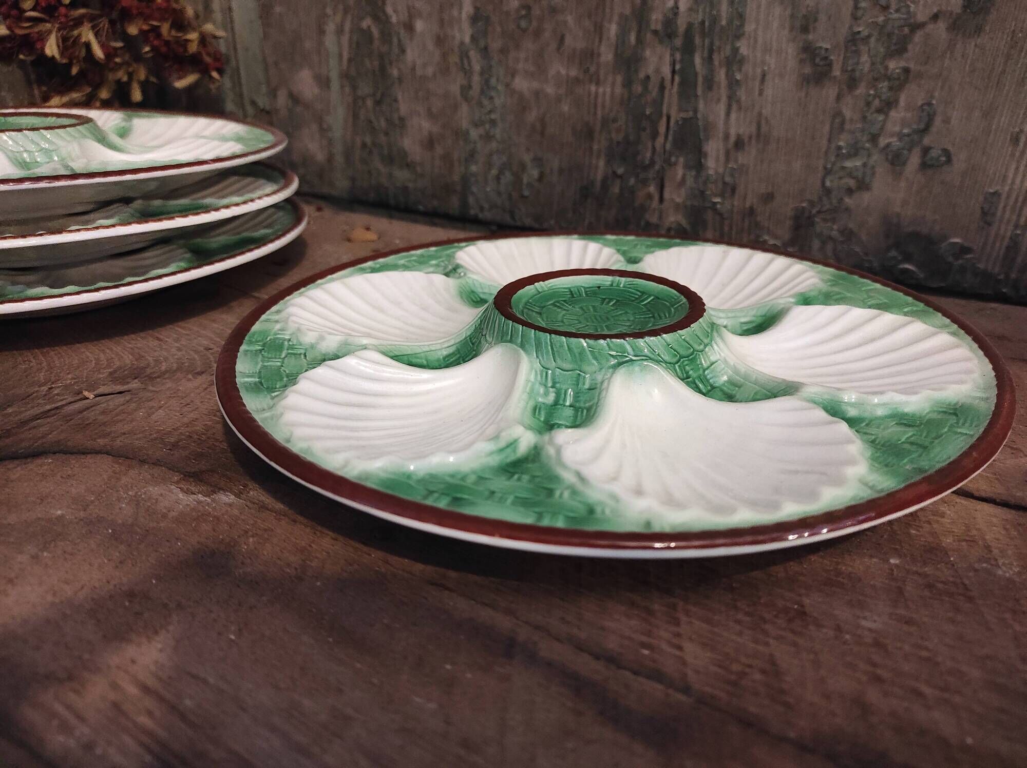 Vintage French Oyster Plate in Majolica