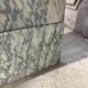 Cheminée en marbre vert style Louis XV