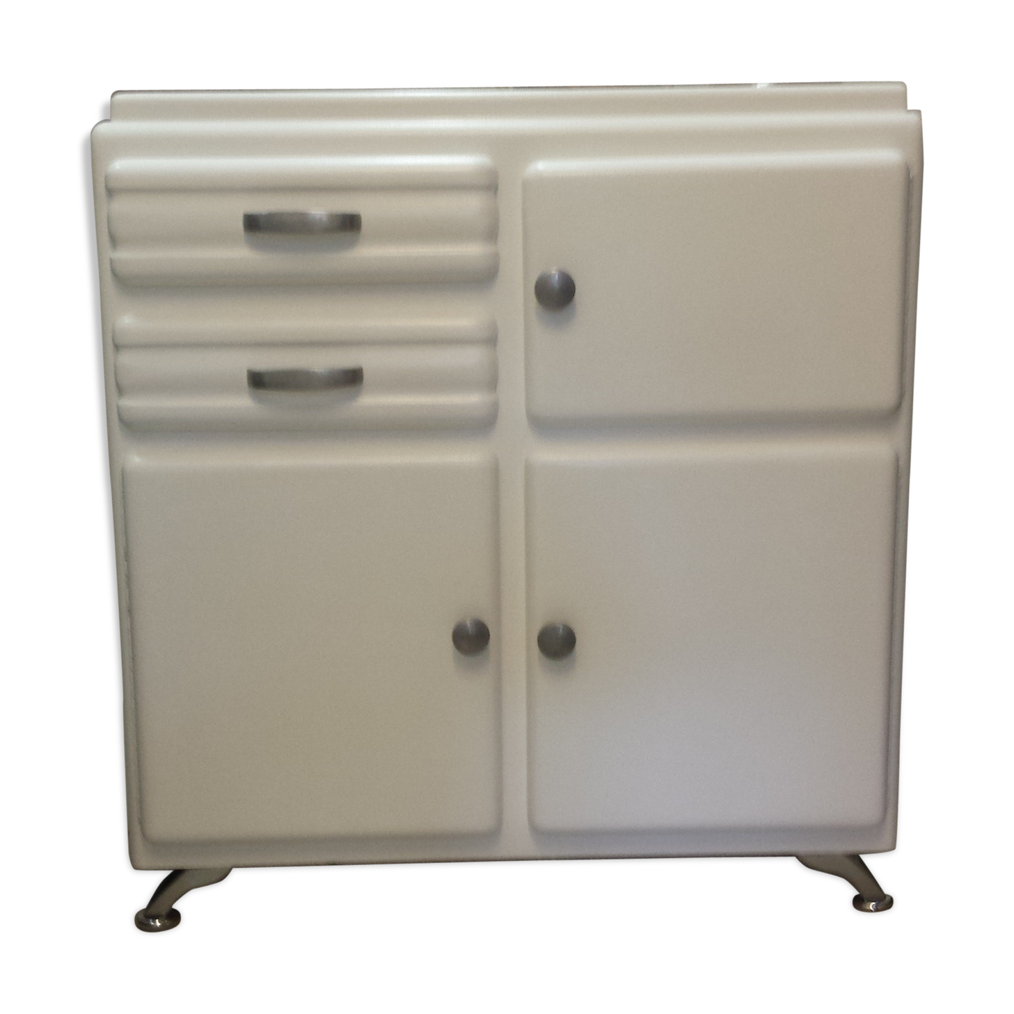 white Mado low buffet