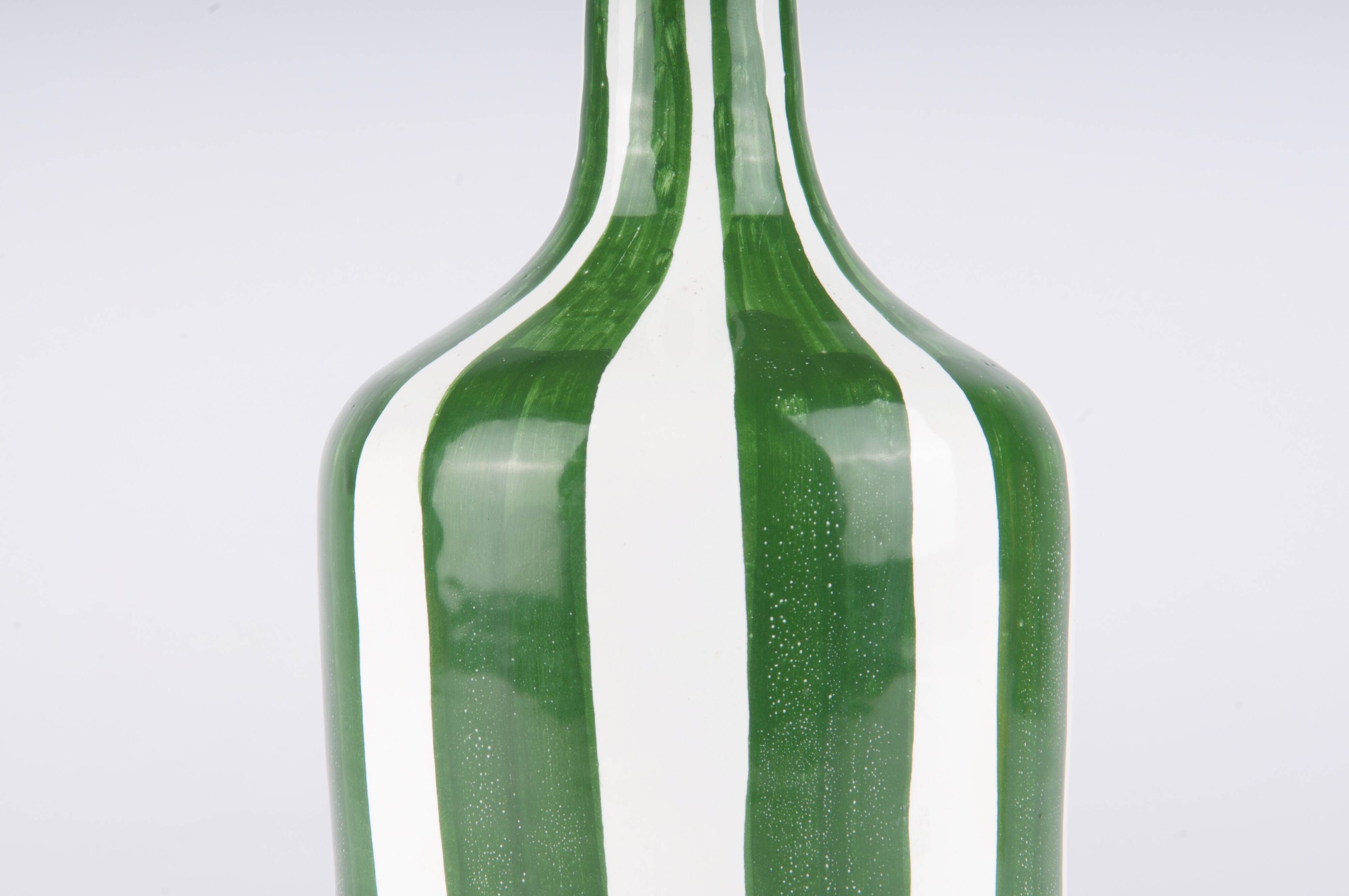 Handmade vase with large stripes