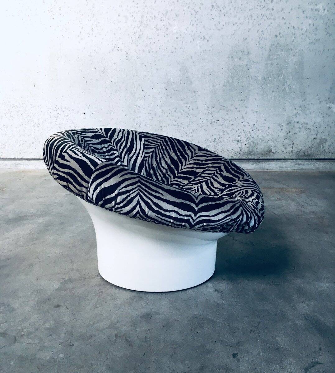 Space Age Krokus Pod Lounge Chairs by Lennart Bender for Dux, Sweden, 1968, Set of 2
