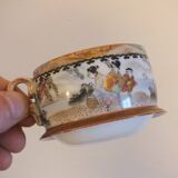 Duo of Japanese porcelain cups