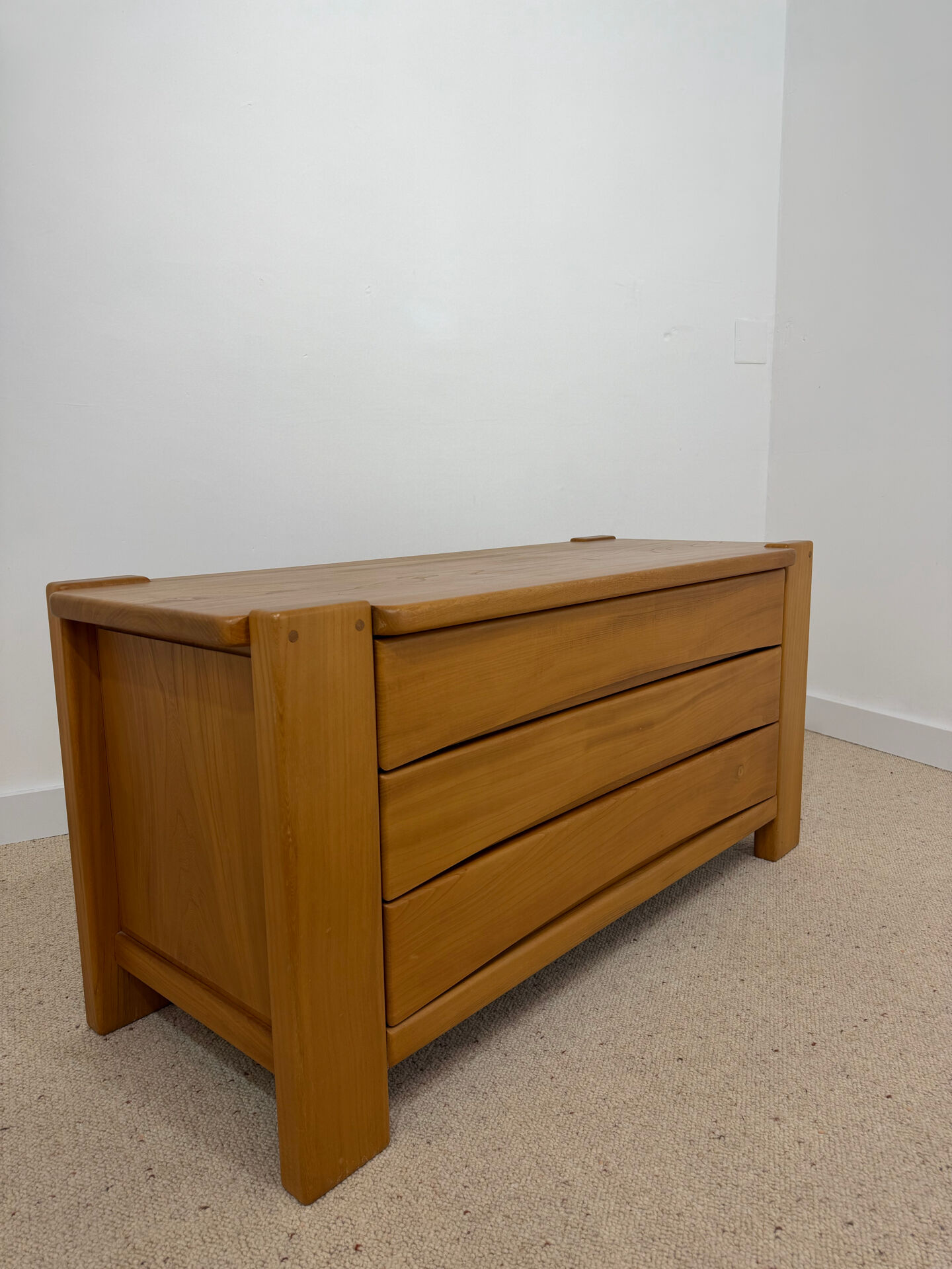 Commode vintage en orme – années 70