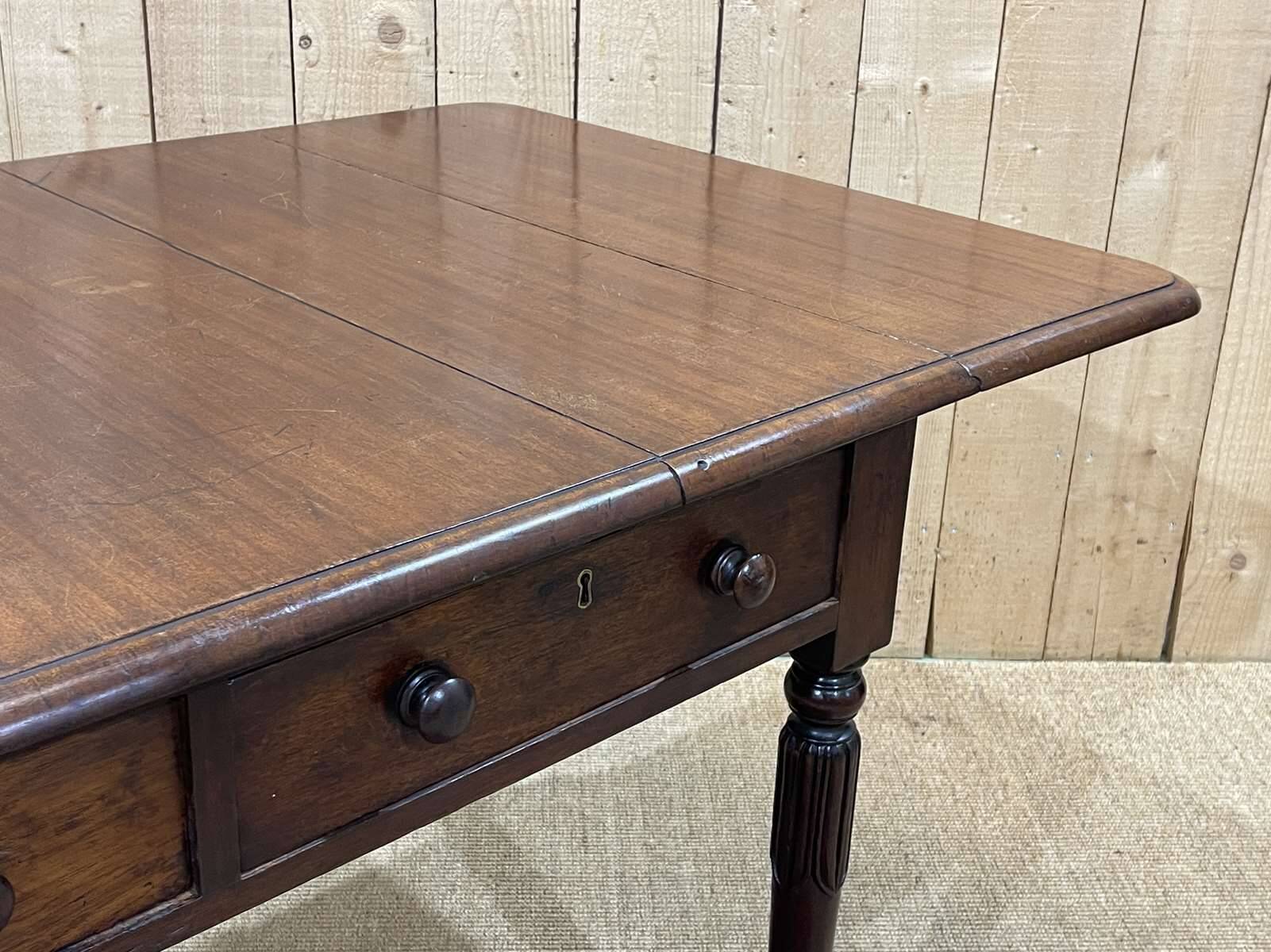 Table bureau anglaise en acajou XIXème avec 2 tiroirs