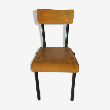 Chaise d'écolier vintage