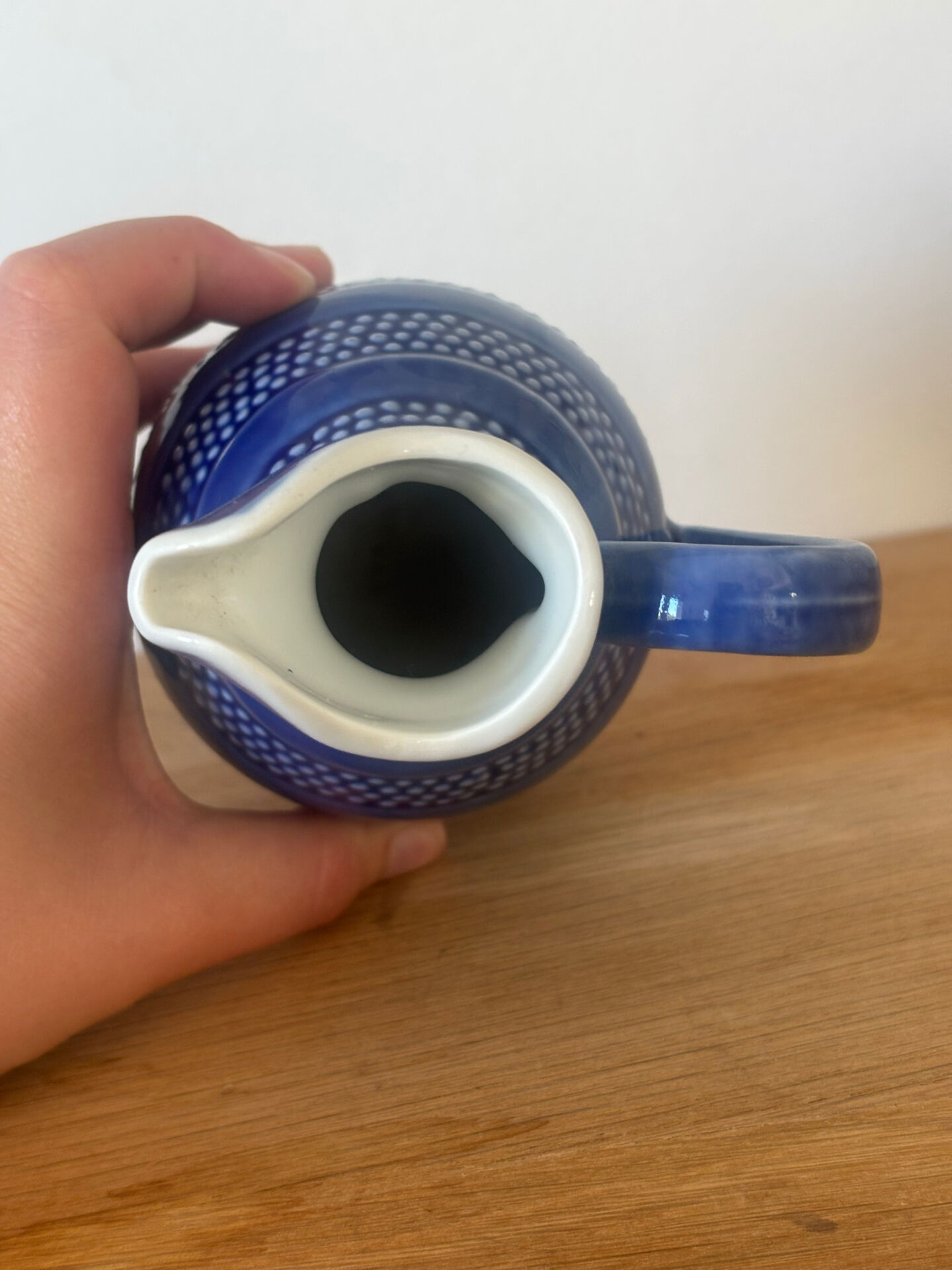 Ensemble de deux petits pichets 33 cl en céramique bleue
