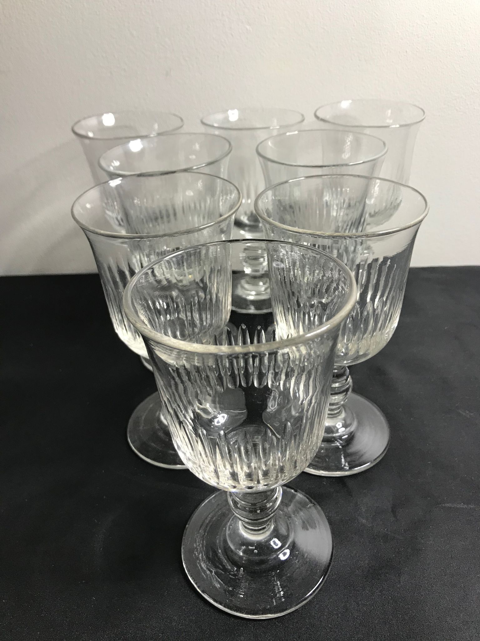 8 verres taillés Louis Philippe