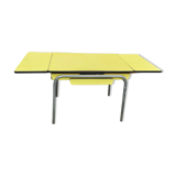 Yellow formica table 60&#39;s 70&#39;s