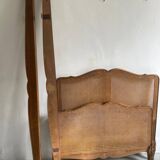 Ancien lit en bois et cannage
