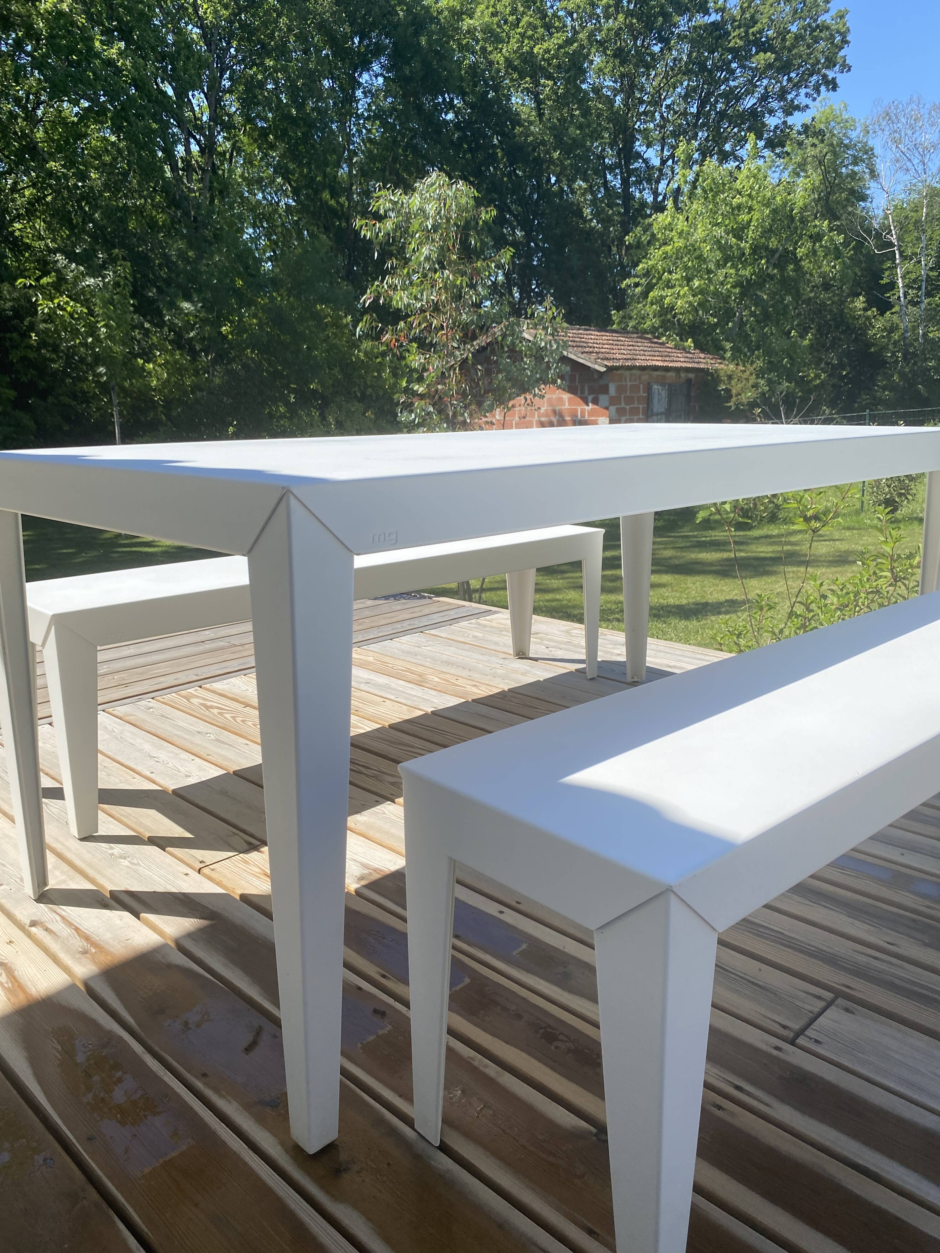 Garden set ZEF by Matière Grise (Table + 2 Benches) – Aluminium