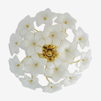 Plafonnier vintage à fleur en verre de Murano et laiton à 3 Feux. Année 70