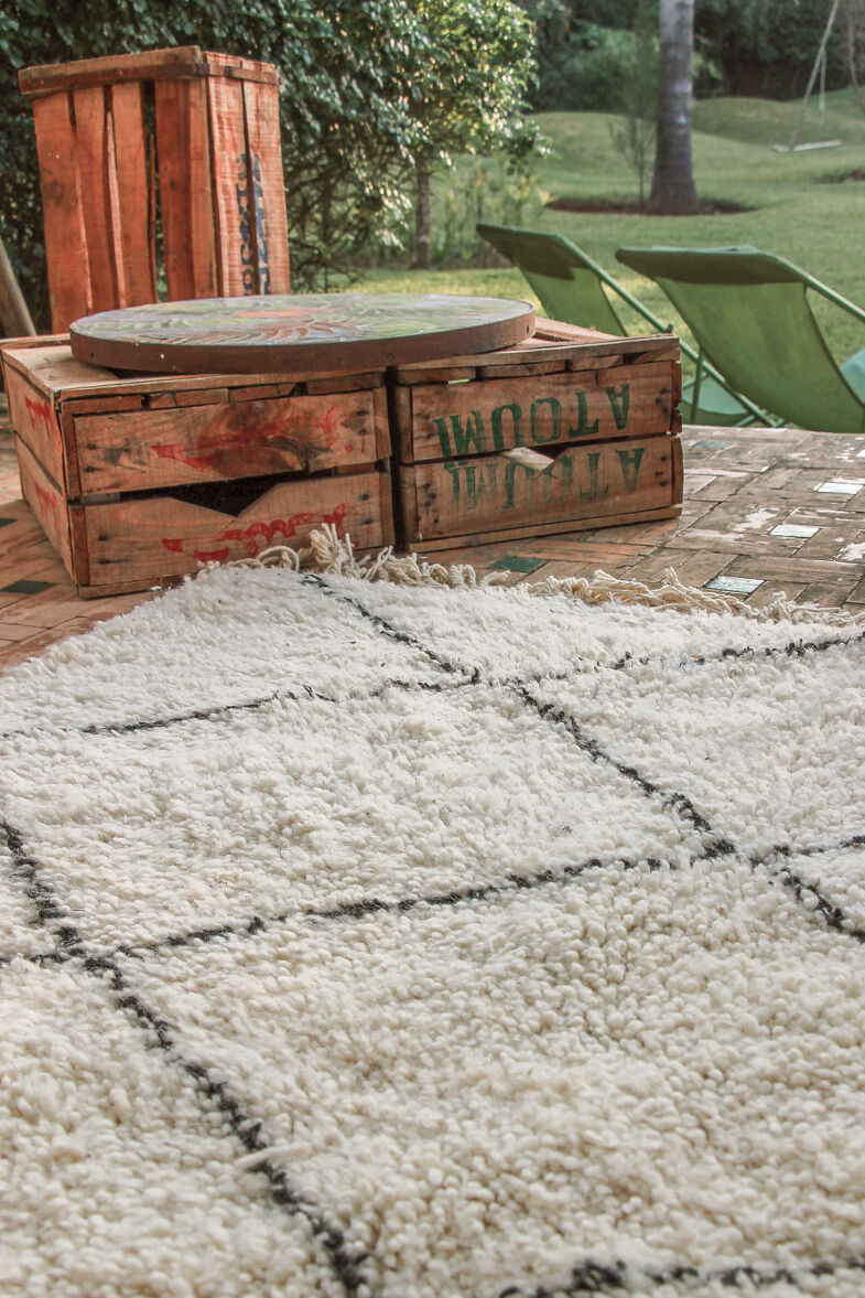 Beni Ouarain handmade Berber carpet