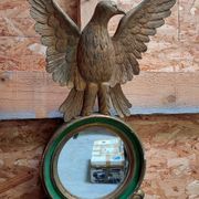 Miroir style Empire à l’aigle en bois sculpté et polychromé – fin XIXᵉ