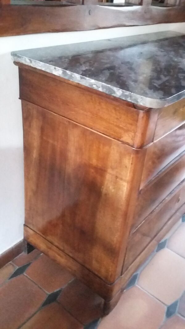 Commode Louis Philippe  avec plateau en marbre