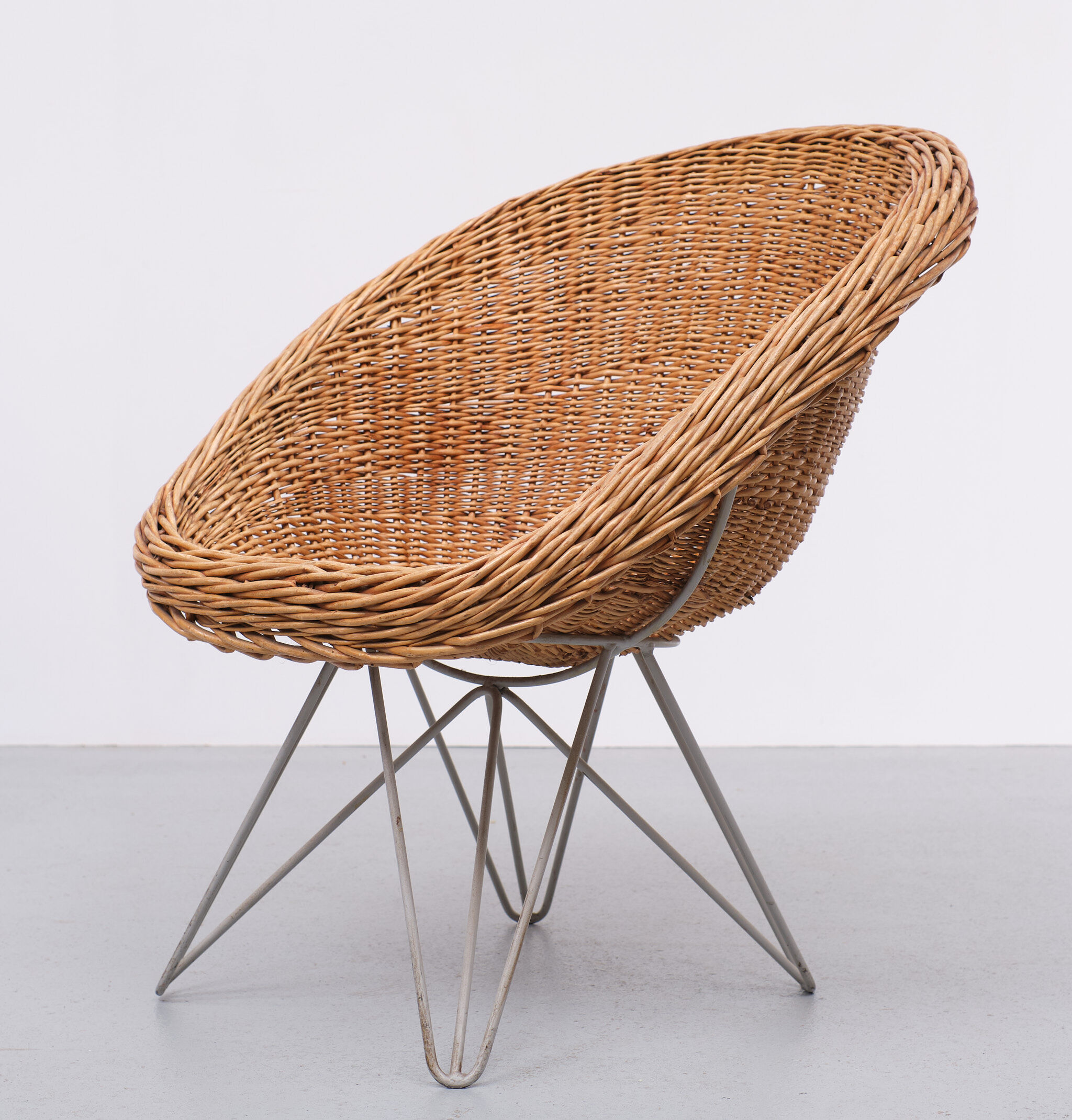 Wicker chair Design Teun Velthuizen for Urotan 1950s Holland