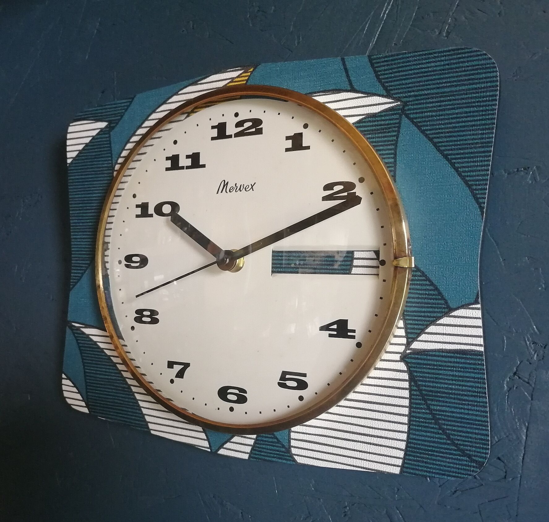 Vintage clock silent wall clock "Mervex blue white"