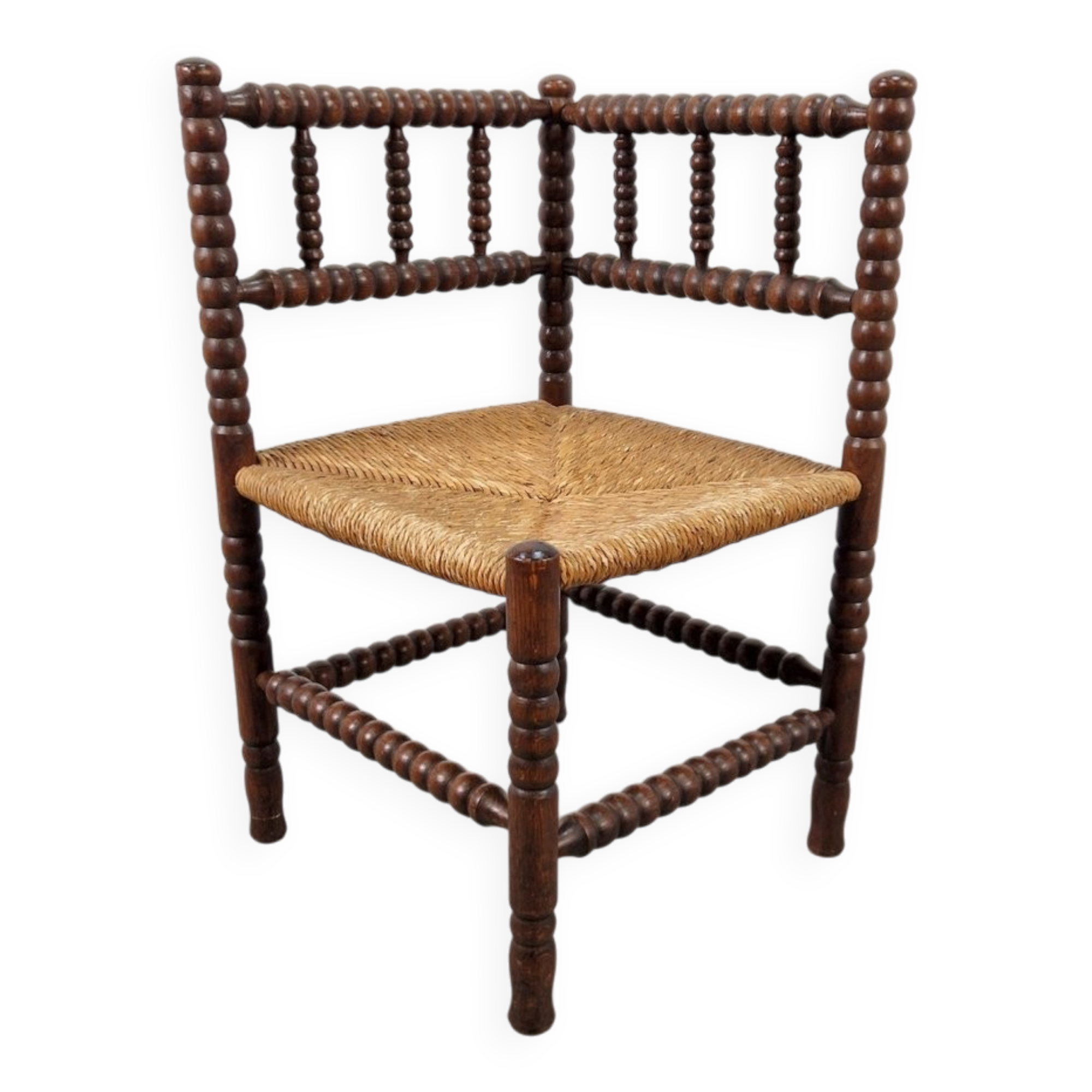 Corner chair in Arts and Crafts style made of oak with a rush seat, 1950s.