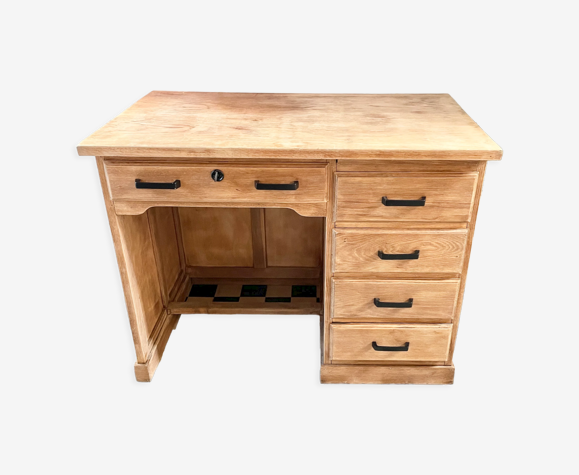 Bureau ancien