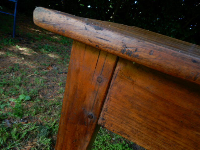 Farm table (harvest table)