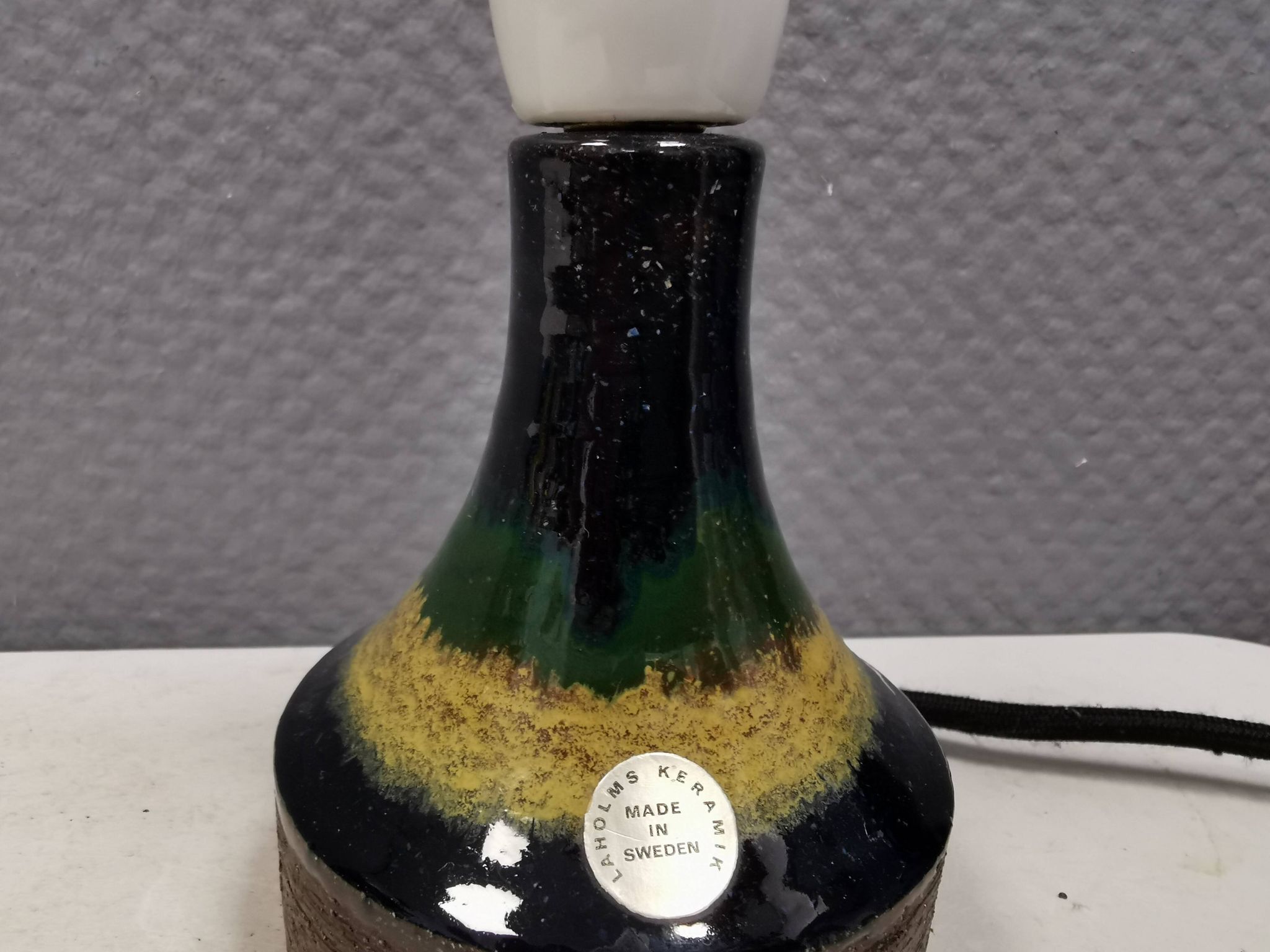 Pied de lampe de table en céramique de la marque suédoise Laholms, années 1980
